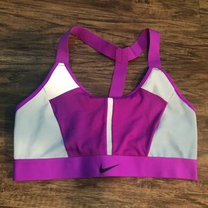 Nike Sports Bra Size Medium